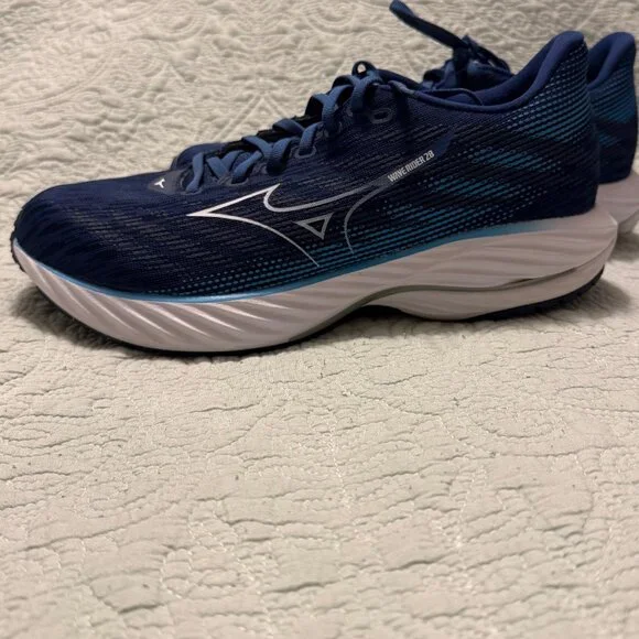 Mizuno Running Shoes - Wave Rider 28 - US Men 10.5 - Picture 2 of 7